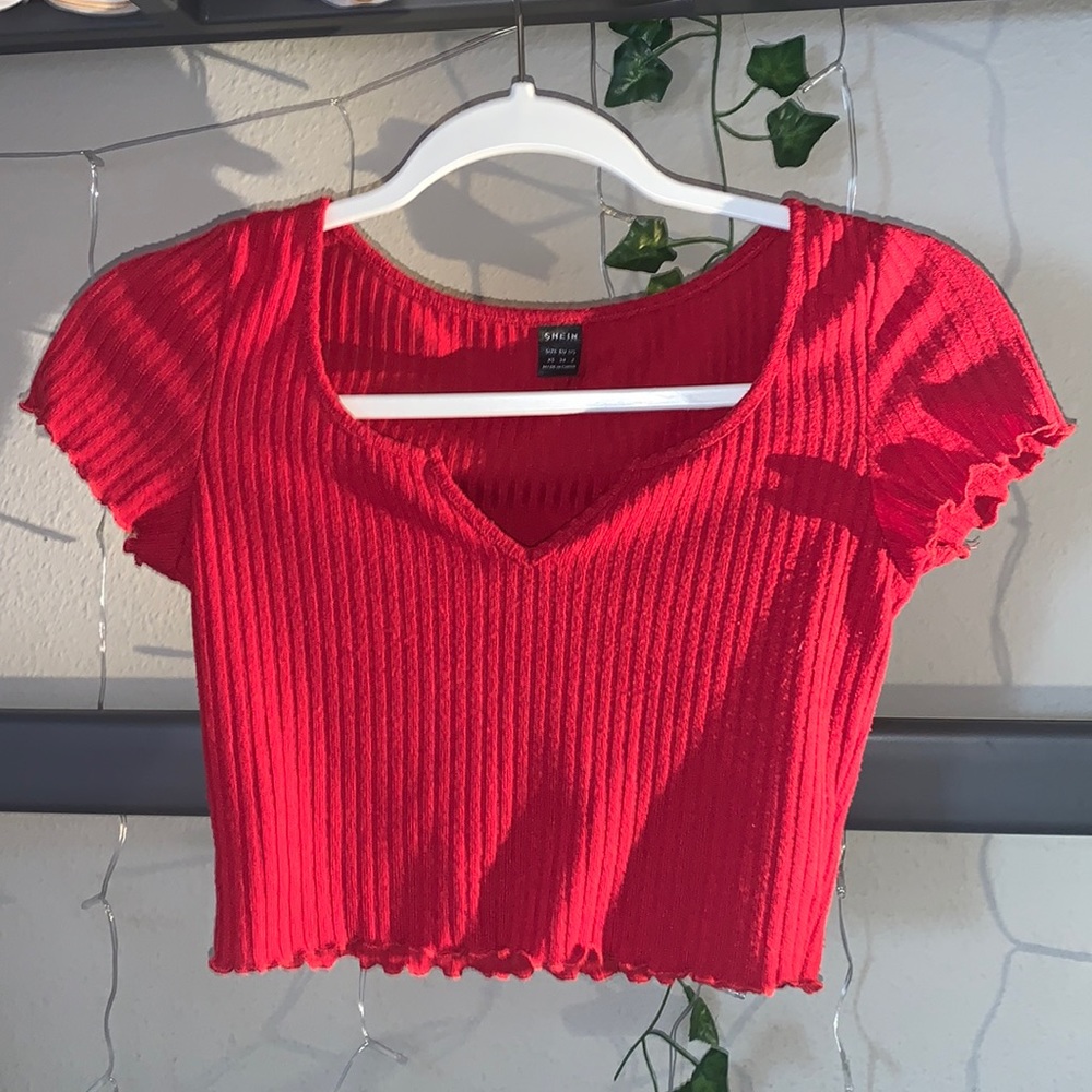 Red Cropped Shien T-Shirt